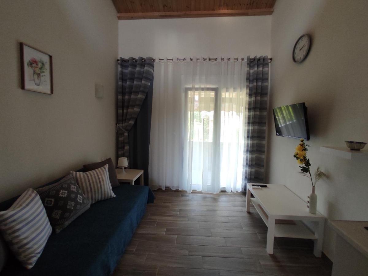Royals Apartments Nikiti  Exterior foto