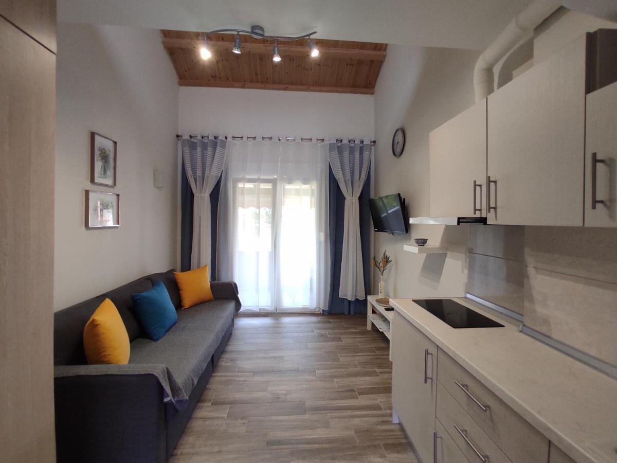 Royals Apartments Nikiti  Exterior foto